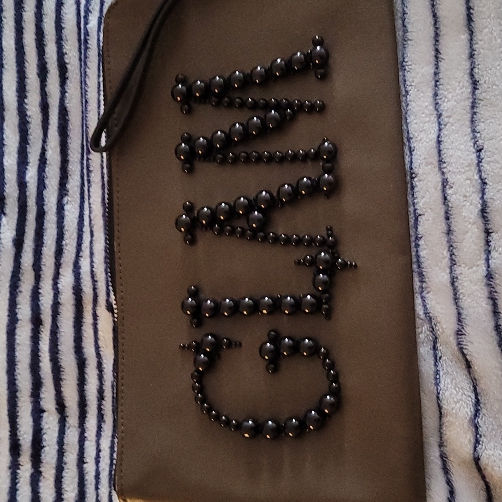 Glam wristlet purse